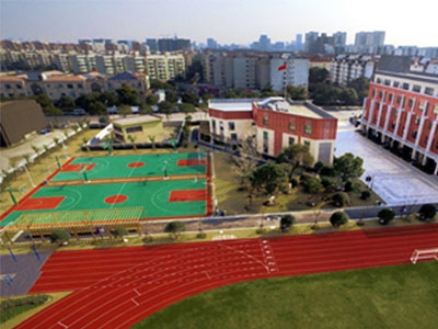 學(xué)校操場